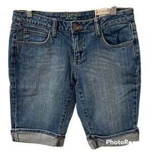 Arizona Jeans Co. Womens Bermuda Jean Shorts Blue Stretch Low Rise Shorts Size 9